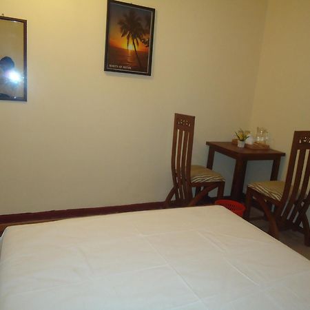 Guest House Kaduwela Luaran gambar