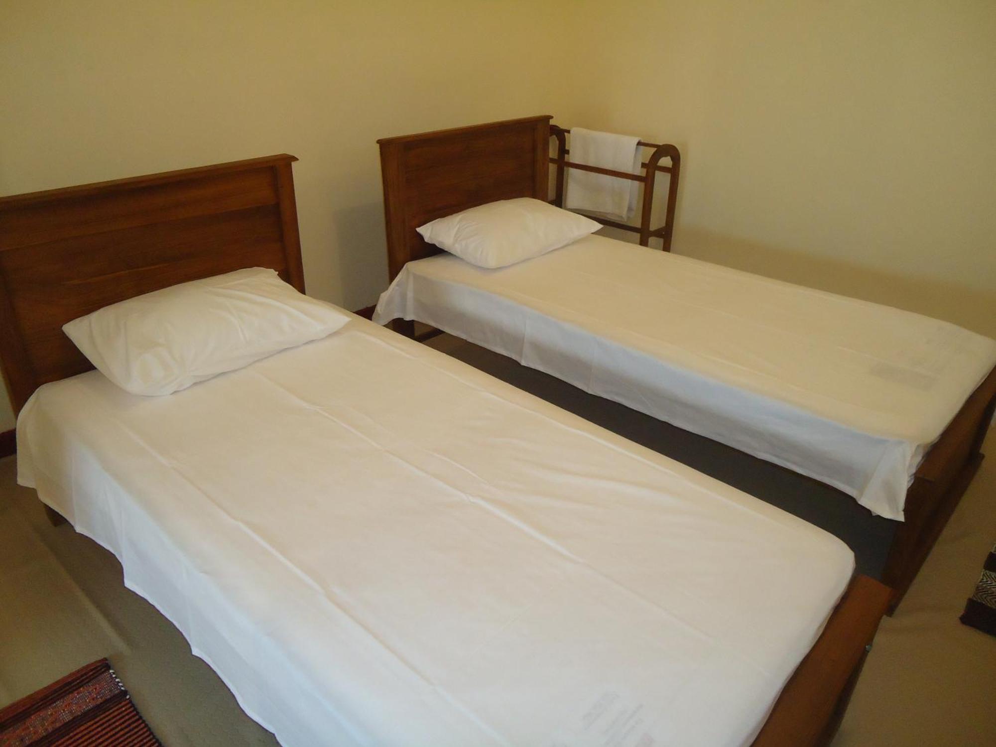Guest House Kaduwela Luaran gambar