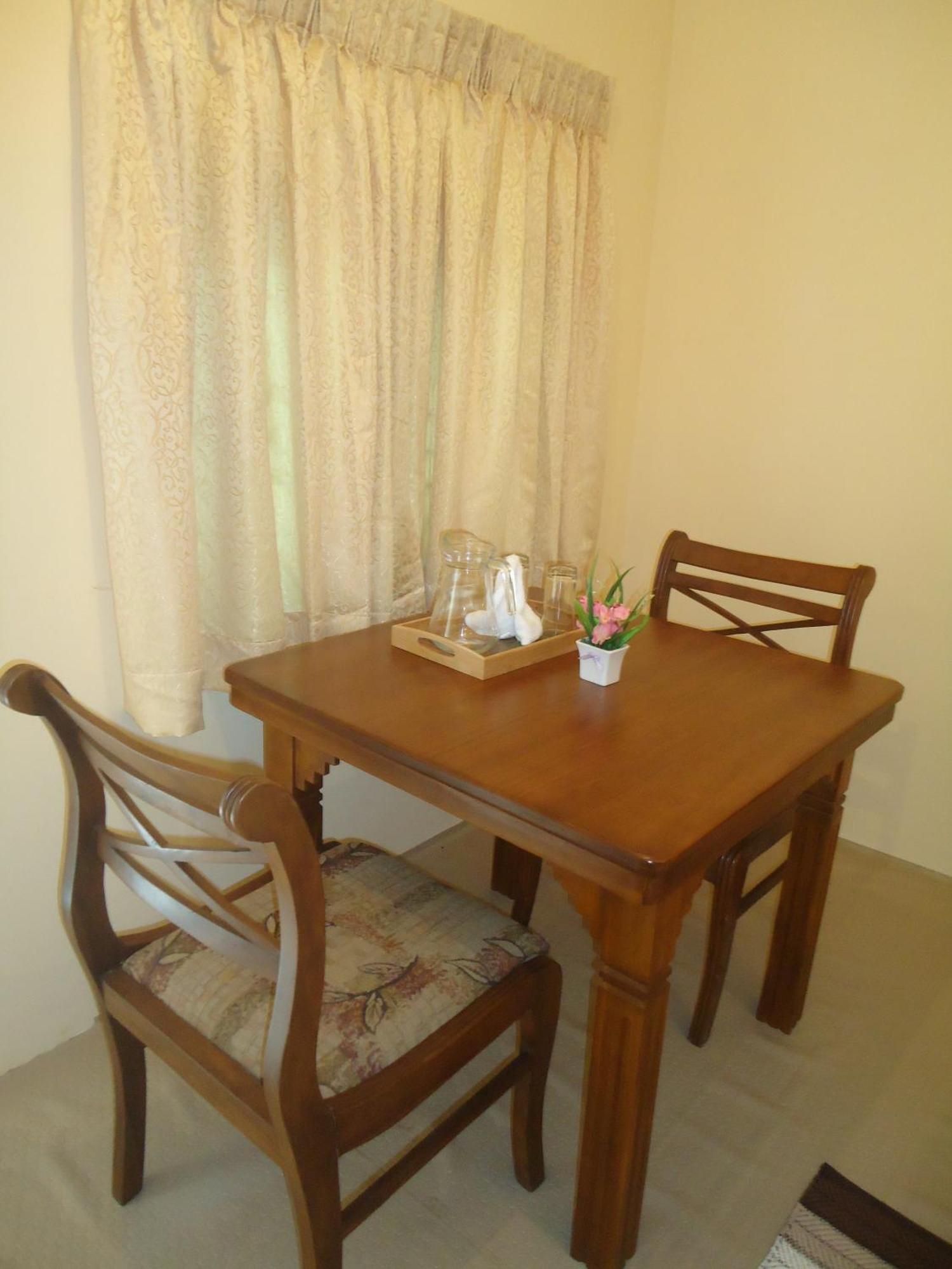 Guest House Kaduwela Luaran gambar